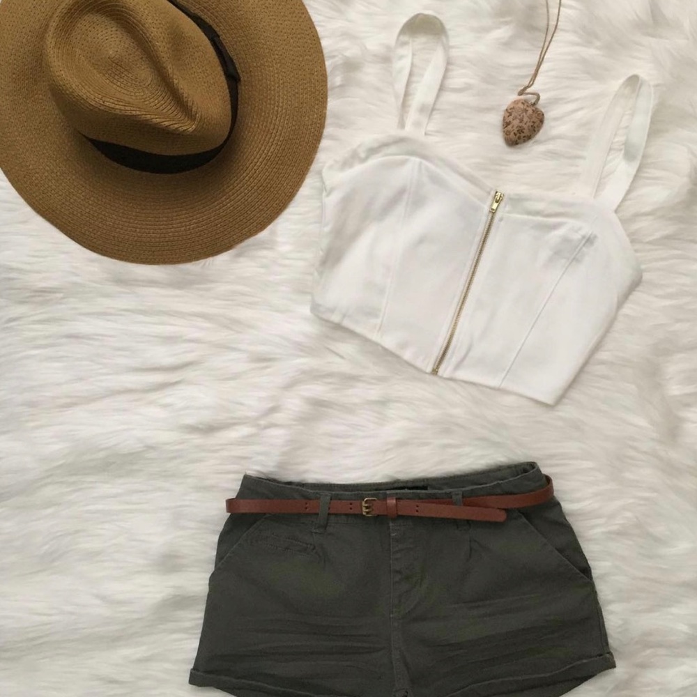 Crop top with zipper